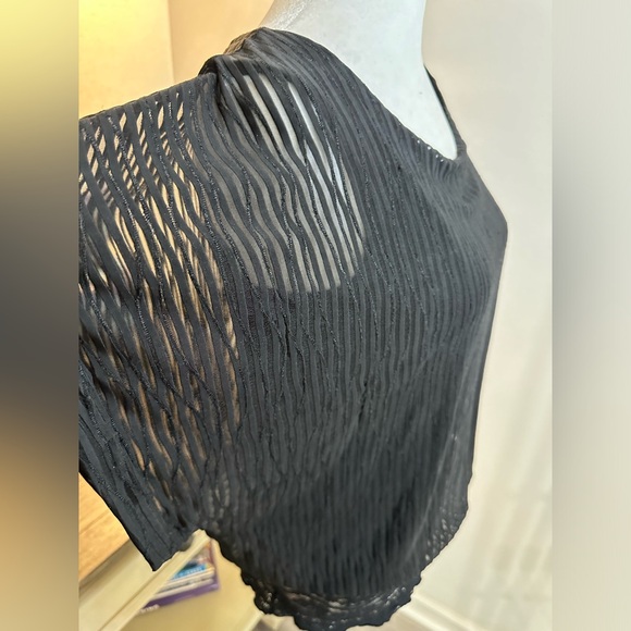 Joseph A Black Dolman Sleeve with Sheer Sleeve - Size M - Picture 4 of 13